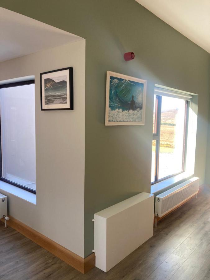 Achill Surf Centre Vandrehjem Bellanasally Eksteriør billede