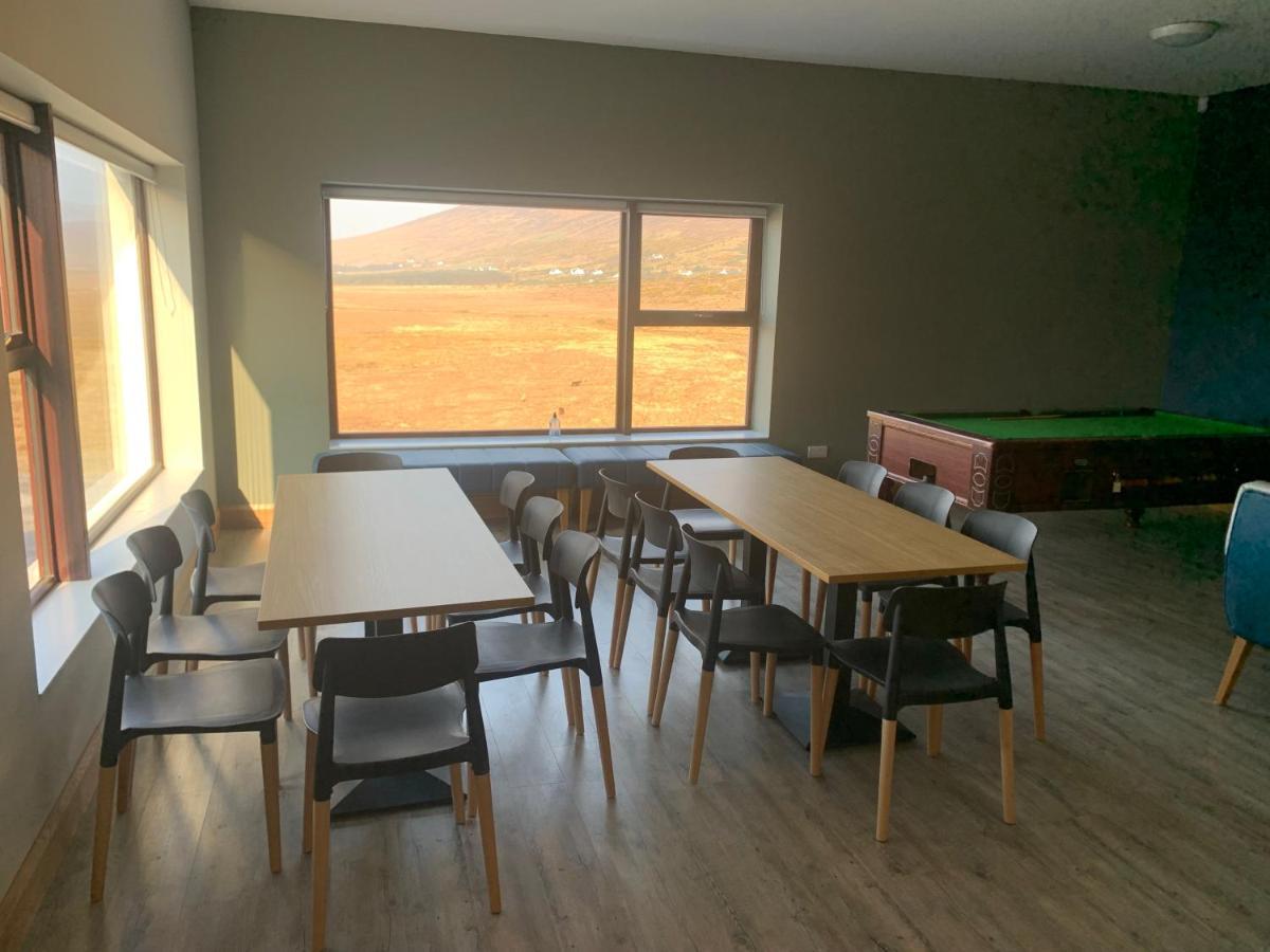 Achill Surf Centre Vandrehjem Bellanasally Eksteriør billede