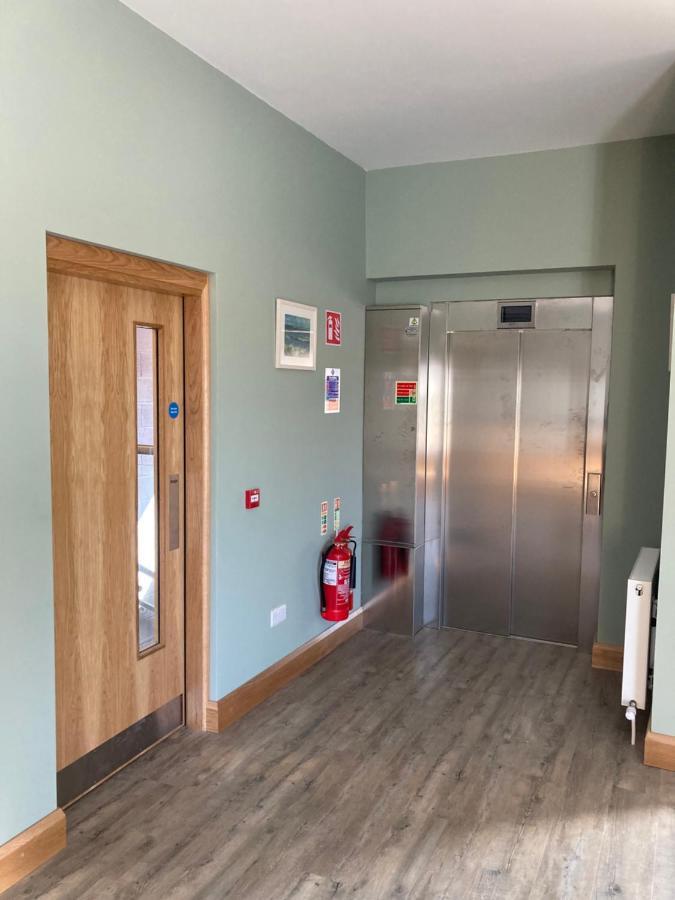 Achill Surf Centre Vandrehjem Bellanasally Eksteriør billede