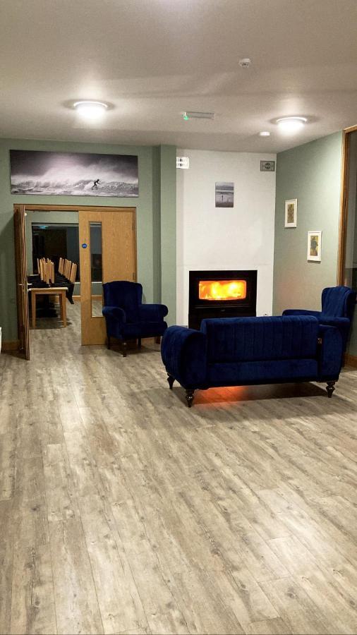 Achill Surf Centre Vandrehjem Bellanasally Eksteriør billede