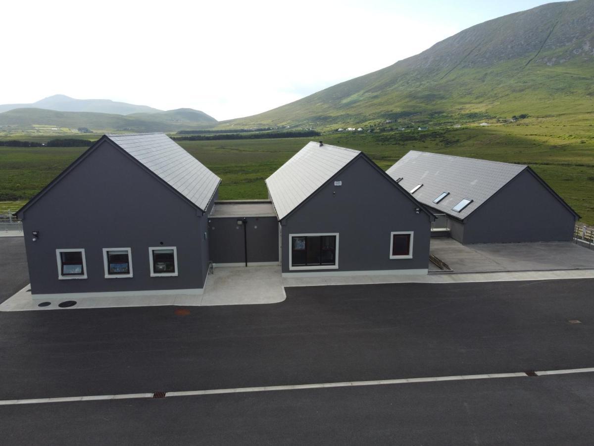 Achill Surf Centre Vandrehjem Bellanasally Eksteriør billede